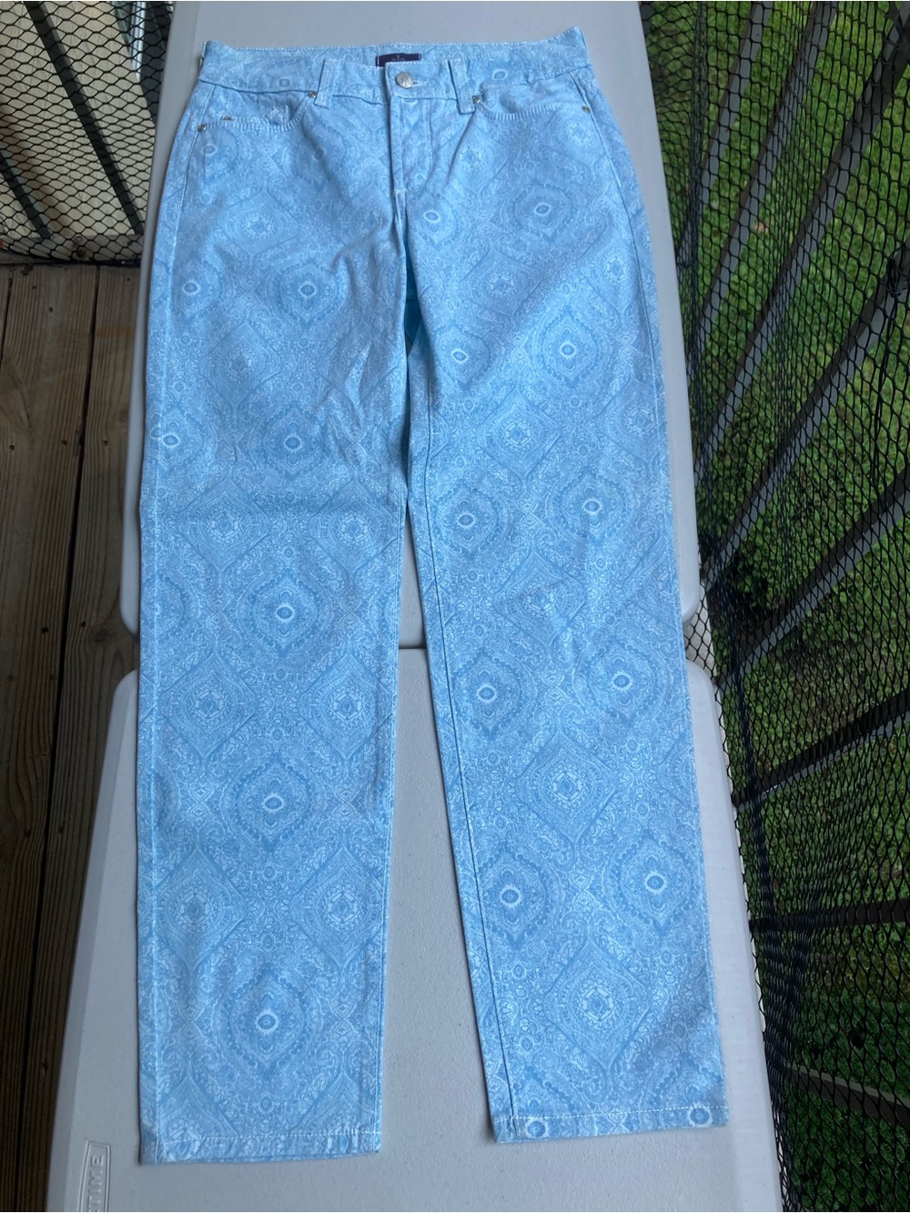 NYDJ Blue And White Mandala Print Jeans Size 0